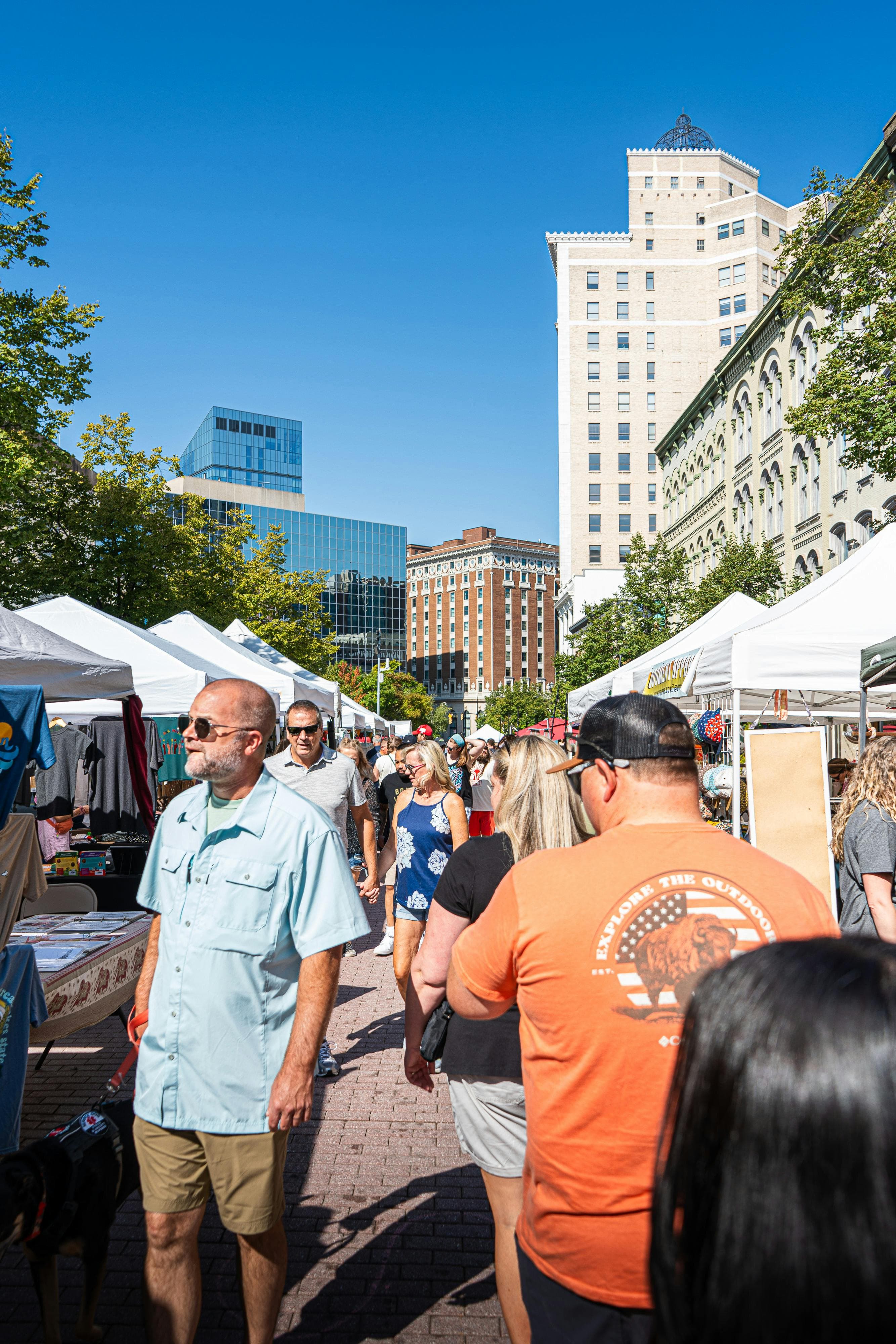 Community market scene